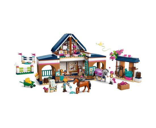 Конструктор LEGO Friends Конная конюшня и академия верховой езды (42688), изображение 3
