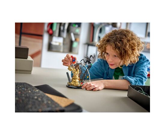 Конструктор LEGO Super Heroes Легендарное сражение: Человек-паук vs. Песчаный человек (76334), изображение 9