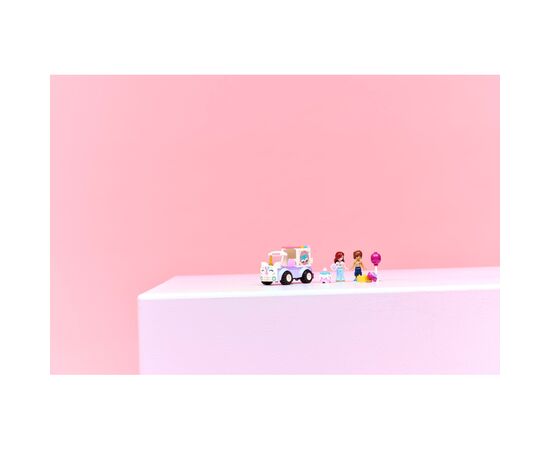 Конструктор LEGO Friends Автомобиль для доставки тортов с единорогами (42675), изображение 10
