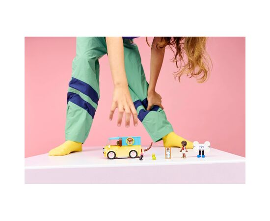 Конструктор LEGO Friends Фургон с аксессуарами для питомцев (42678), изображение 12