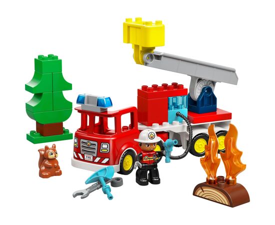 Конструктор LEGO DUPLO Town Пожарная машина со шлангом и пожарным (10473), изображение 2