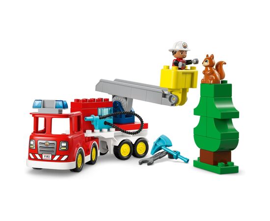 Конструктор LEGO DUPLO Town Пожарная машина со шлангом и пожарным (10473), изображение 6