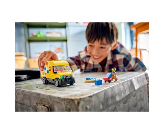 Конструктор LEGO City Фургон LEGO (60500), изображение 10