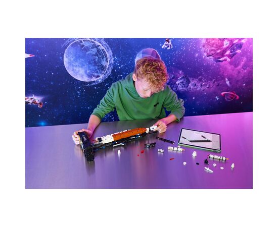 Конструктор LEGO Technic Ракета с системой космического запуска NASA Artemis (42221), изображение 10