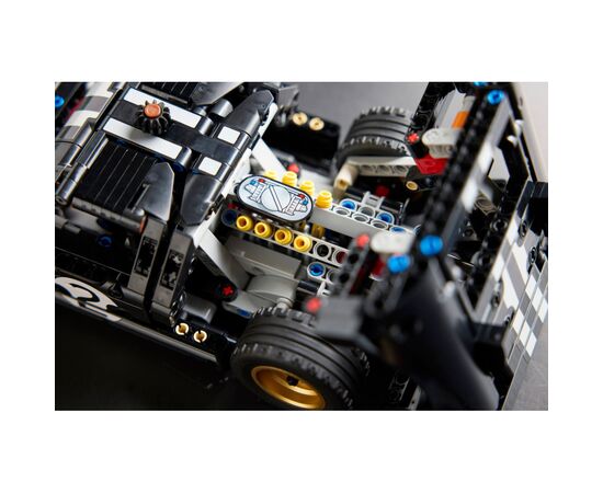 Конструктор LEGO Technic Автомобиль для гонки Ford GT40 MKII 1966 года (42223), изображение 7