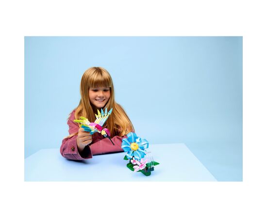 Конструктор LEGO Creator Дикие животные: красочный колибри (31384), изображение 12