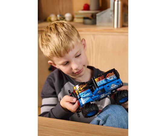 Конструктор LEGO Technic Monster Jam Grave Digger Огонь и лед (42219), изображение 10