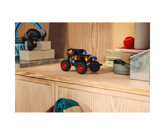 Конструктор LEGO Technic Monster Jam Grave Digger Огонь и лед (42219), изображение 11
