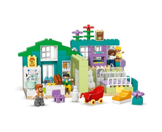 Конструктор LEGO DUPLO Town Современный семейный дом с фигурками 3 в 1 (10470), изображение 4