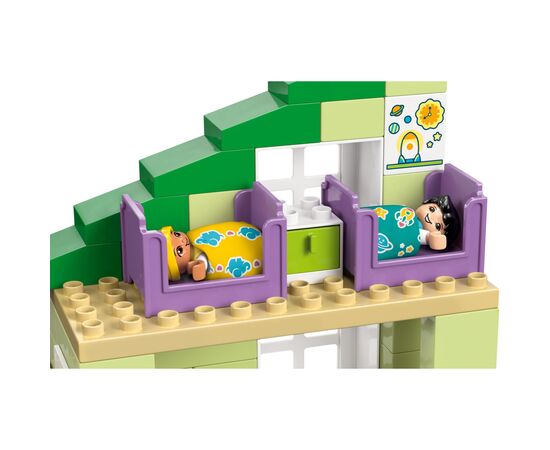 Конструктор LEGO DUPLO Town Современный семейный дом с фигурками 3 в 1 (10470), изображение 7