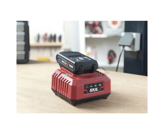 Зарядное устройство для аккумуляторов инструмента Skil CR1E3122 AA, 2,4A, 20V (CR1E3122AA), изображение 2