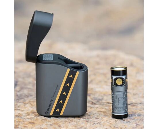 Фонарь Olight Baton 4 Premium Edition Fighter Pilot (0.0000.3078), изображение 10