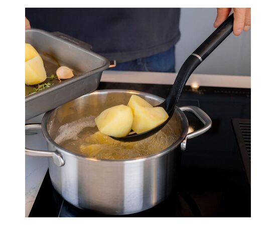 Ложка поварская KitchenAid Classic для сервірування з прорізами 34 см чорний (KHH004OHOBEG), изображение 2