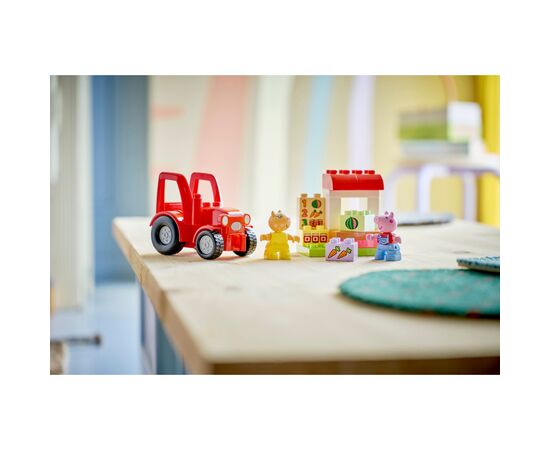 Конструктор LEGO DUPLO Peppa Pig Трактор и рынок (10468), изображение 10