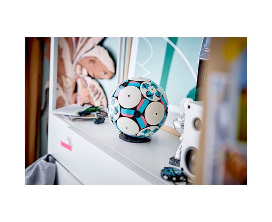 Конструктор LEGO Editions Football Футбольный мяч (43019), изображение 10