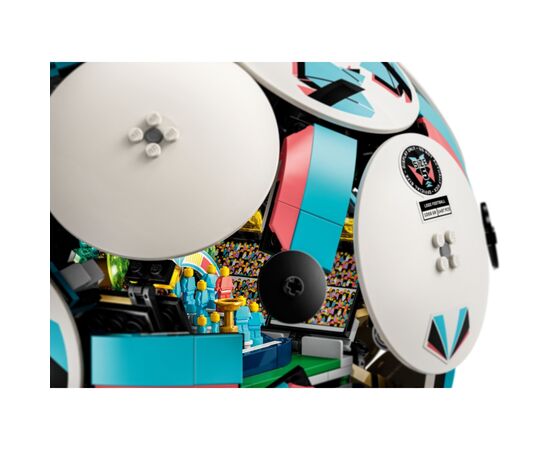Конструктор LEGO Editions Football Футбольный мяч (43019), изображение 4