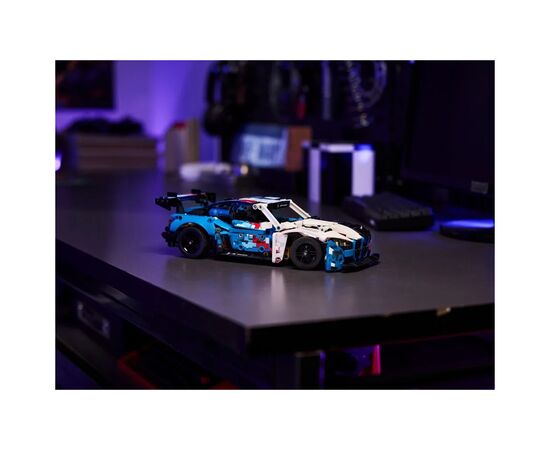 Конструктор LEGO Technic Автомобиль для гонки BMW M4 GT3 EVO (42226), изображение 12