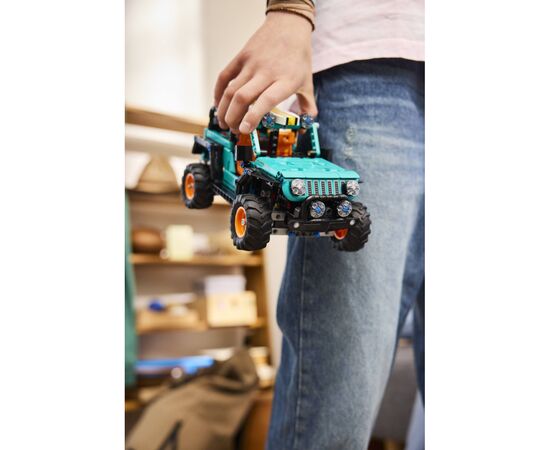Конструктор LEGO Technic Внедорожник Jeep Wrangler Rubicon (42227), изображение 10