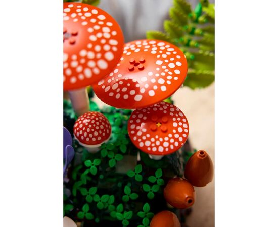 Конструктор LEGO Botanicals Лесные грибы (11505), изображение 12