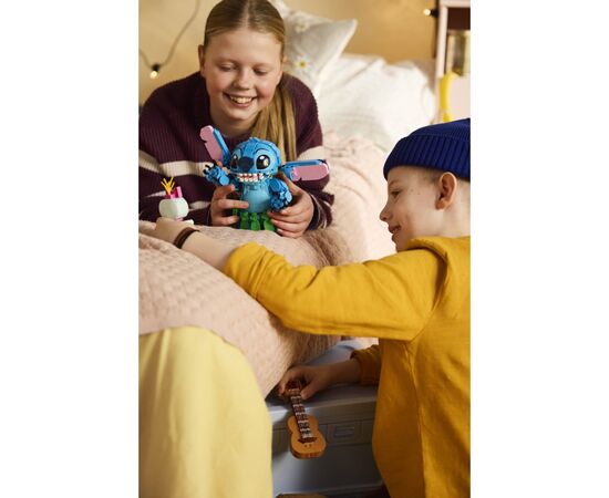 Конструктор LEGO Disney Стіч і Страхопудка (43296), зображення 9