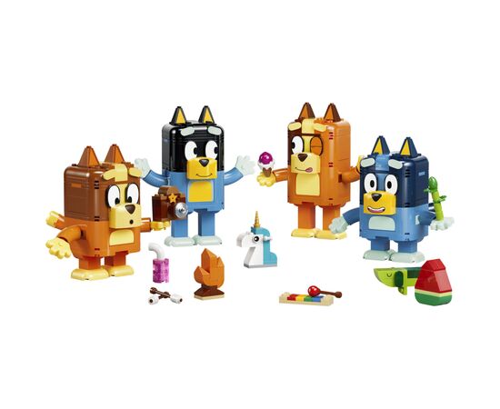 Конструктор LEGO Bluey Сім'я Блуї з кубиків (11217), зображення 2