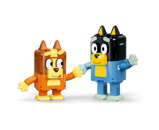 Конструктор LEGO Bluey Сім'я Блуї з кубиків (11217), зображення 4