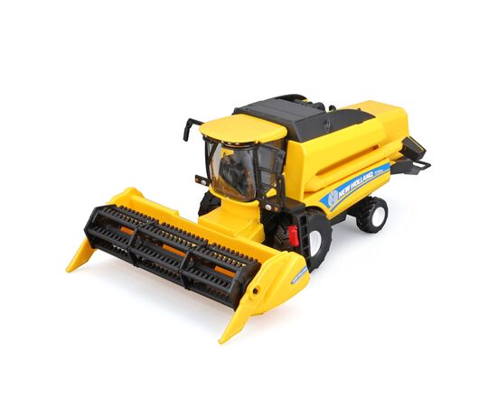 Масштабная модель автомобиля Bburago Автомодель - Зерноуборочный комбайн New Holland TC5.90 (18-31721)