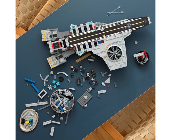 Конструктор LEGO Marvel Гелікеріер Щ.И.Т. (76354), зображення 9