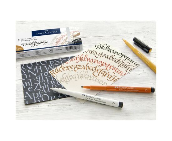 Лайнер Faber-Castell набор капиллярных ручек для каллиграфии PITT Calligraphy из 4 цветов (28951), изображение 7