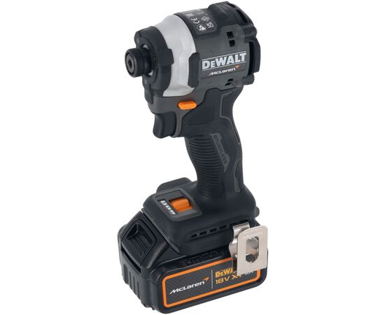 Шуруповерт DeWALT McLaren F1 TEAM LIMITED EDITION, 18V, АКБ 2x5Ah, 205Нм, 1000-2800-3250об/хв, кейс, ЗП, 1.0кг (DCF85MP2T), зображення 2