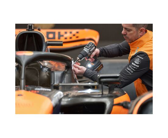 Шуруповерт DeWALT McLaren F1 TEAM LIMITED EDITION, 18V, АКБ 2x5Ah, 90Нм, 0-450·0-1650об/хв, кейс, ЗП, 1.34кг (DCD85MP2T), зображення 10